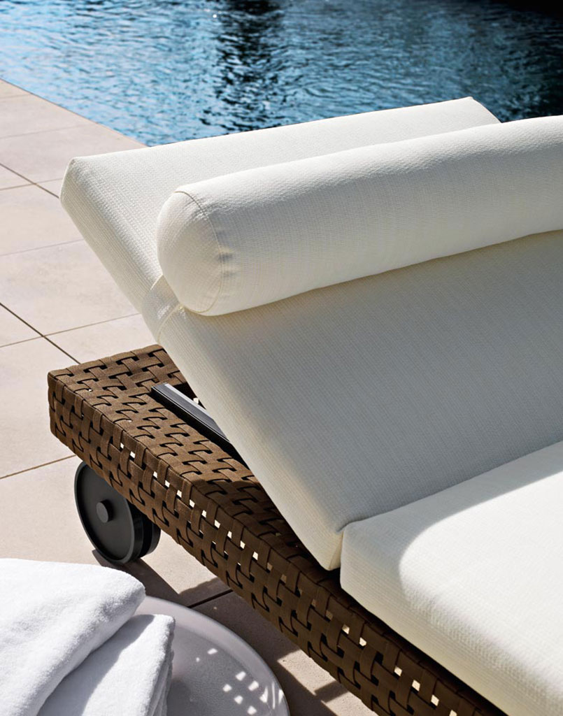 B&B Italia Outdoor Chaise Lounge Charles
