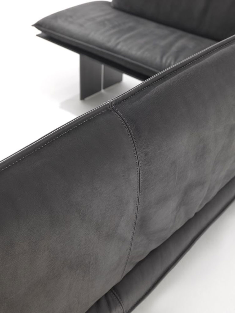 Riva 1920 Bank Sequoia