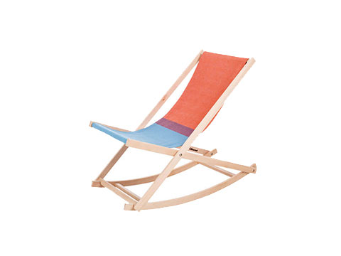 Der Weltevree Beach Chair vom Designer Erik Stehmann ist eine moderne Interpretation des Beach Chairs, so wie wir ihn kennen.
 Weltevree Beach Chair
