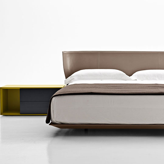 B&B Italia Bett Alys