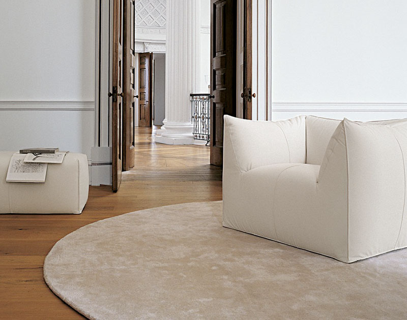 B&B Italia Sessel Le Bambole 07