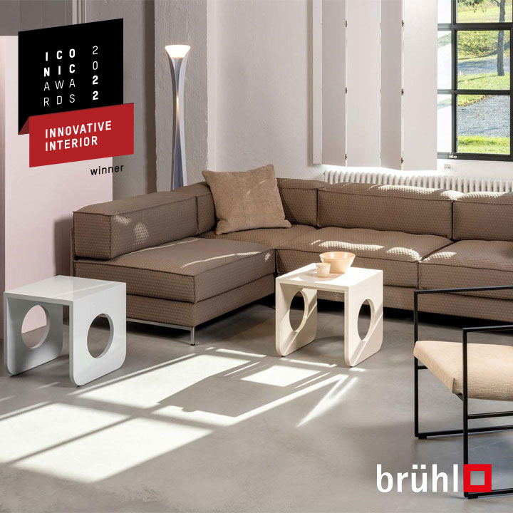 Iconic Awards 2022 für brühl sofa easy pieces cover Iconic Awards 2022 für brühl sofa easy pieces cover