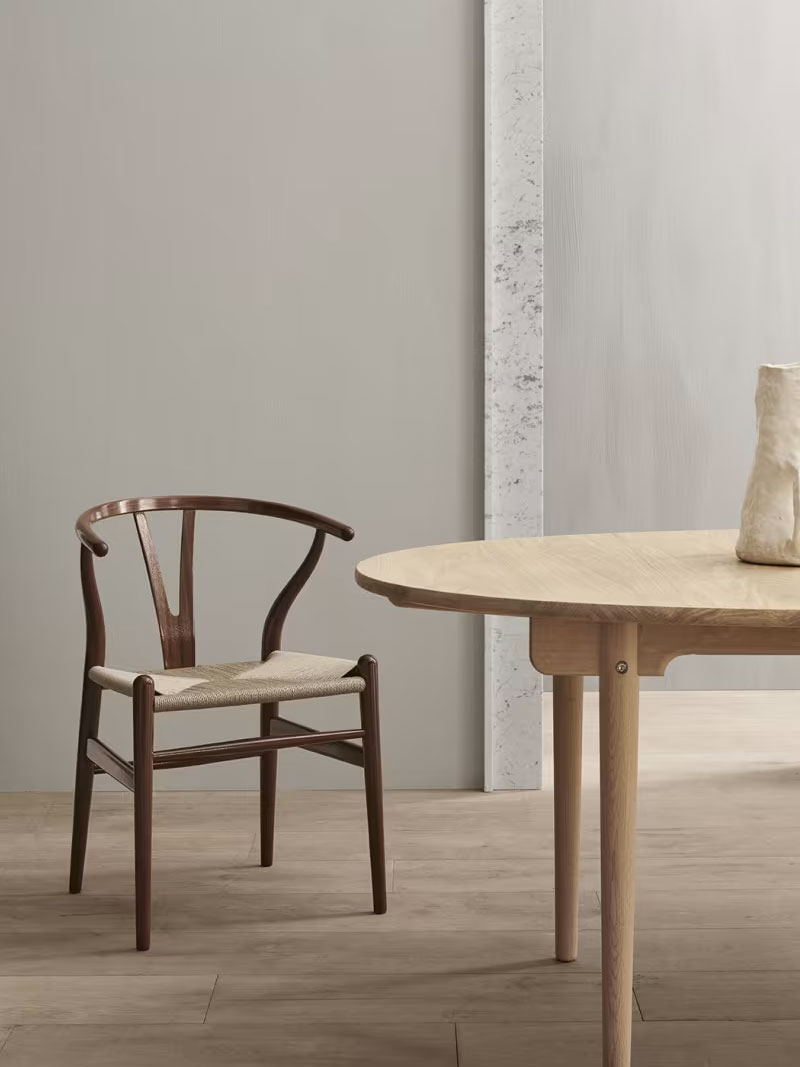 Carl Hansen & Søn – CH338 Esstisch