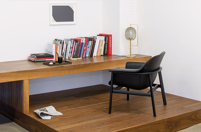 ClassiCon Lantern Light Table Lamp. Credit: Manufacturer: ClassiCon, Photo: Elias Hassos