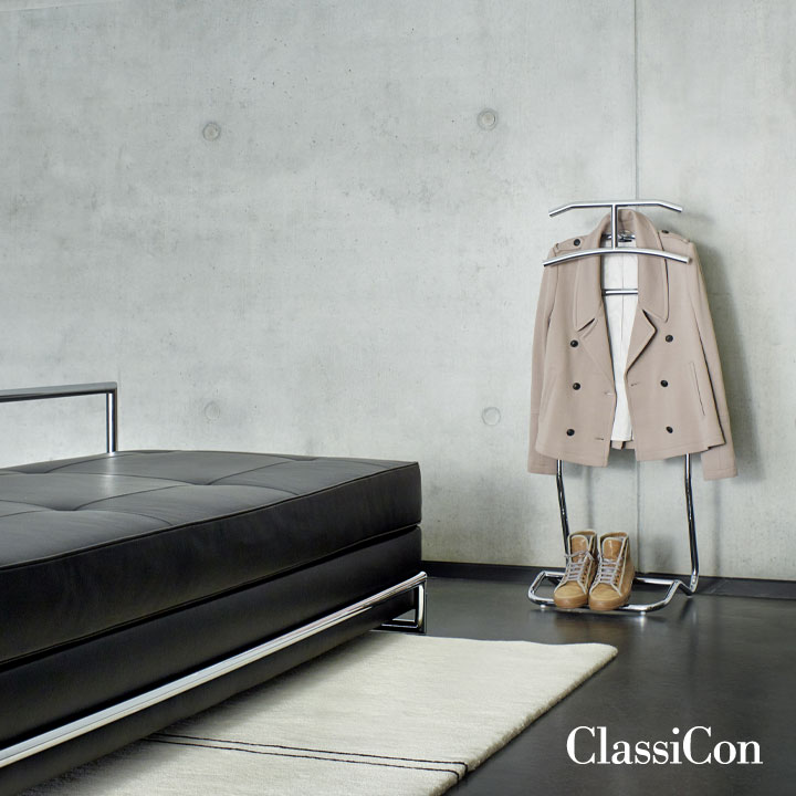 ClassiCon Stummer Diener Mandu. Credit: Manufacturer: ClassiCon, Photo: Mark Seelen