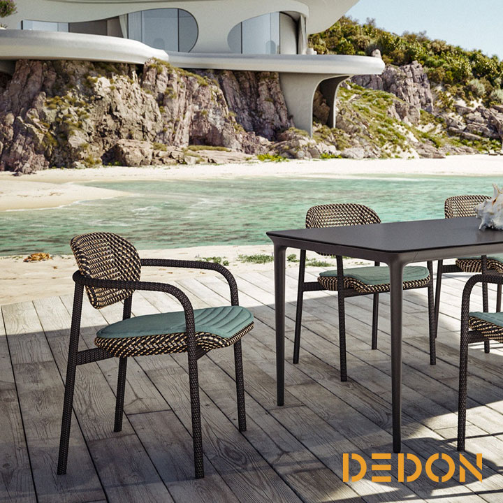 BELLMONDE Tisch aus der Dedon Kollektion