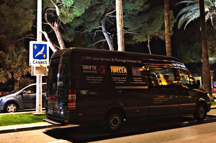 Bei uns gekaufte Möbel werden Deutschlandweit geliefert.