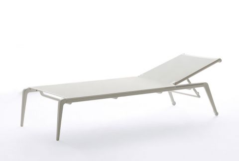 Ushuaia Sunlounger