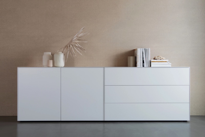 form1 connect Sideboards