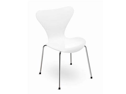 Fritz Hansen Serie 7 Stuhl Lack weiß