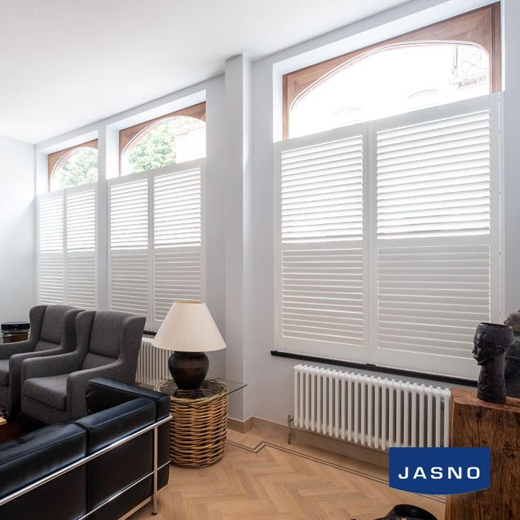 Jasno Shutters Innenfensterläden mit verstellbaren Lamellen