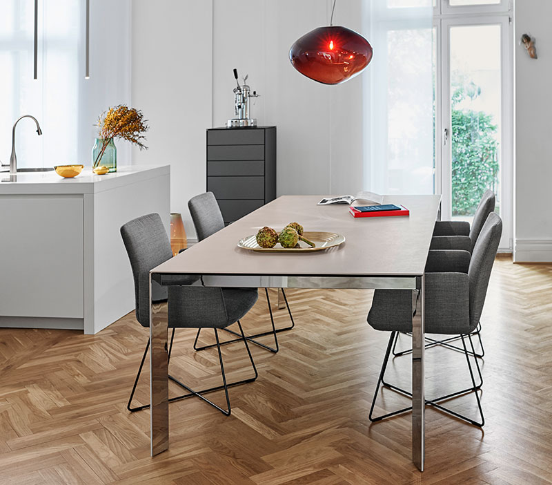 Kettnaker Soma Esstisch mit revolutionärem Magnetwechselsystem