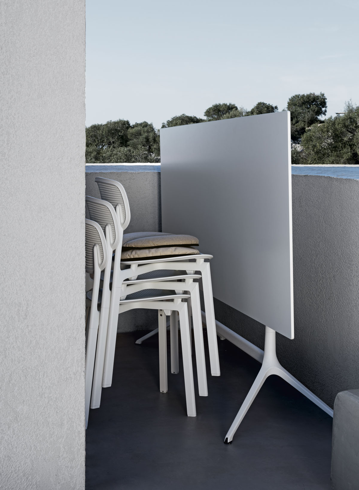 Kristalia Tisch Elephant