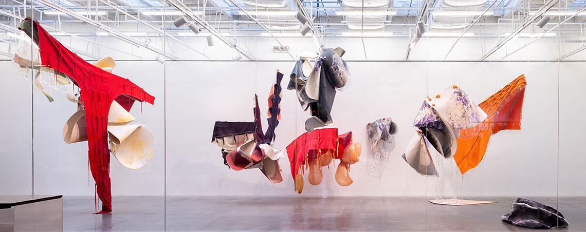 Unsere Welt der zeitgenössischen Kunst Unsere Welt der zeitgenössischen Kunst