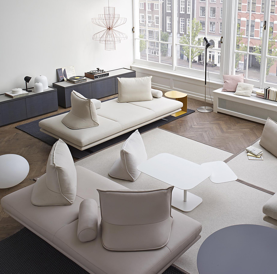 Tisch 360 Degrés von Ligne Roset