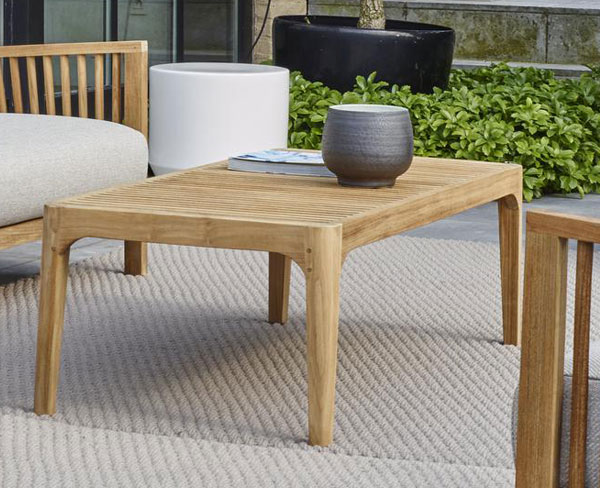 Ligne Roset Elizabeth Tisch