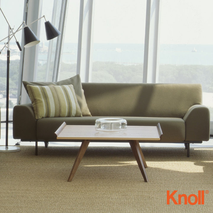 Knoll International Nakashima Spray Leg Tisch