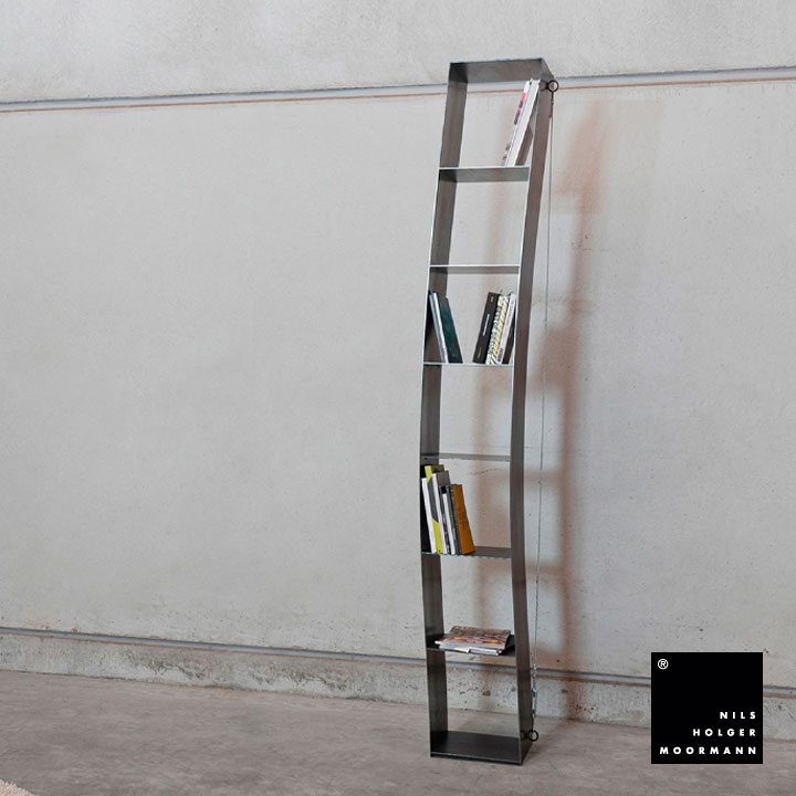 Nils Holger Moormann Gespanntes Regal