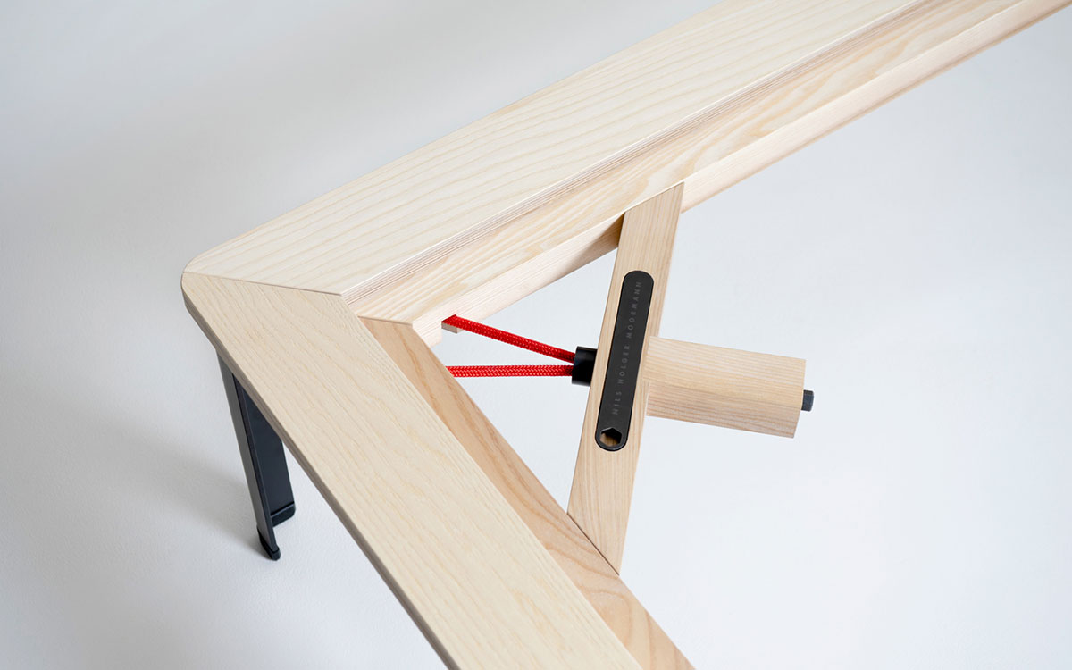 Nils Holger Moormann Seiltänzer Bett