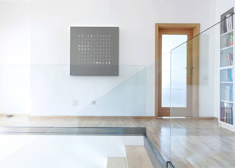 QLOCKTWO – Design Wortuhr