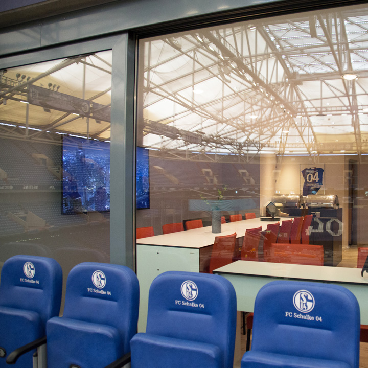 Referenz lounge veltins Arena