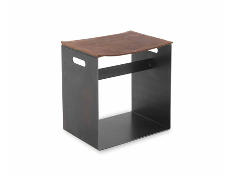 Riva 1920 Hocker Barney
