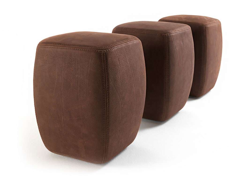 Riva 1920 Hocker Betty