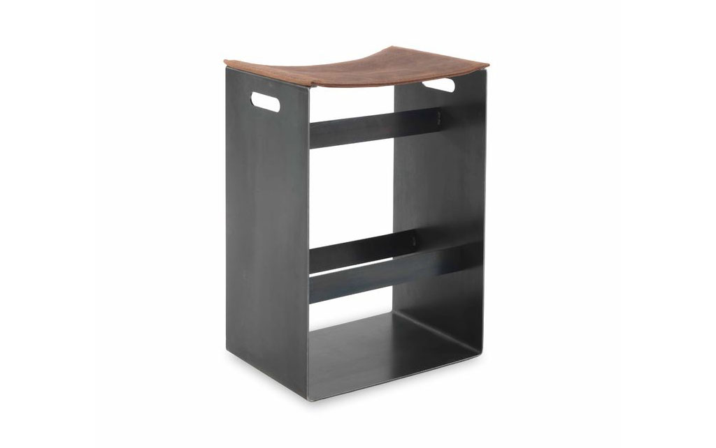 Riva 1920 Hocker Barney