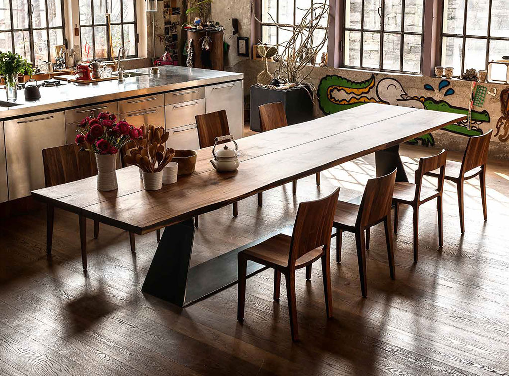 Riva 1920 Massivholz Tisch