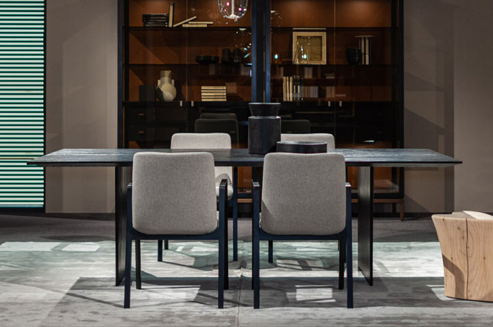 Riva 1920 - New Mood Total Black Riva 1920 - New Mood Total Black