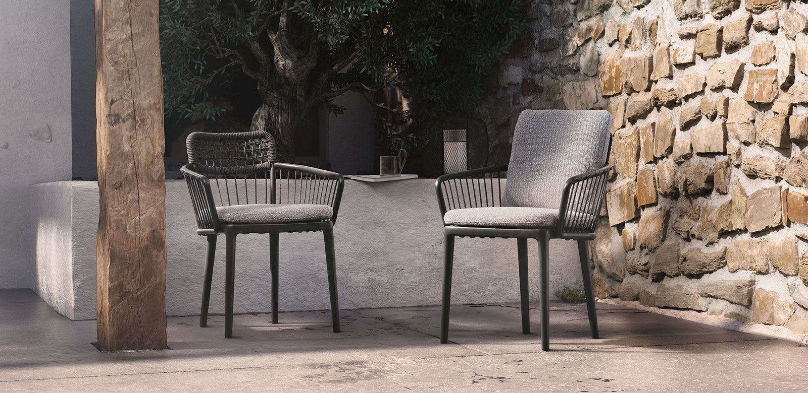 Rolf Benz YOKO. At home - outside. Rolf Benz YOKO. At home - outside.