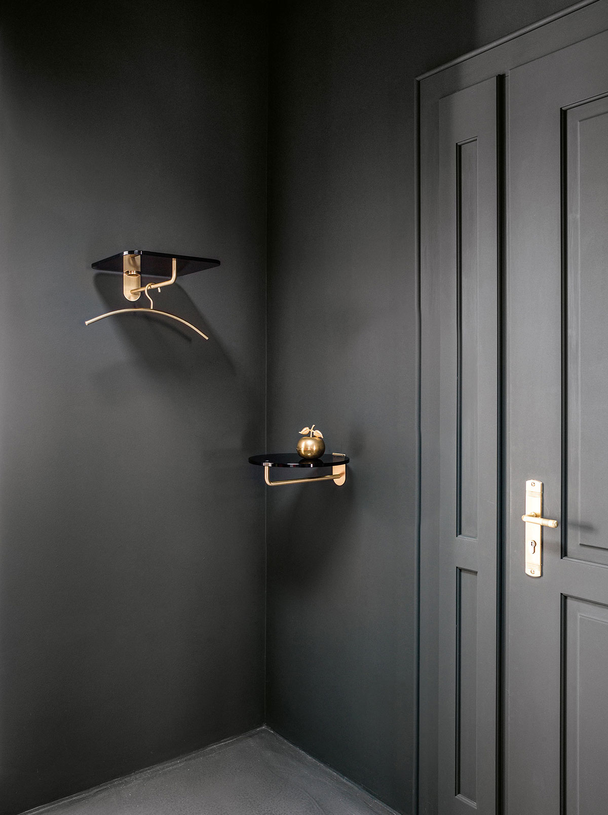 Schönbuch Wandgarderobe Frisbi Schönbuch Wandgarderobe Frisbi