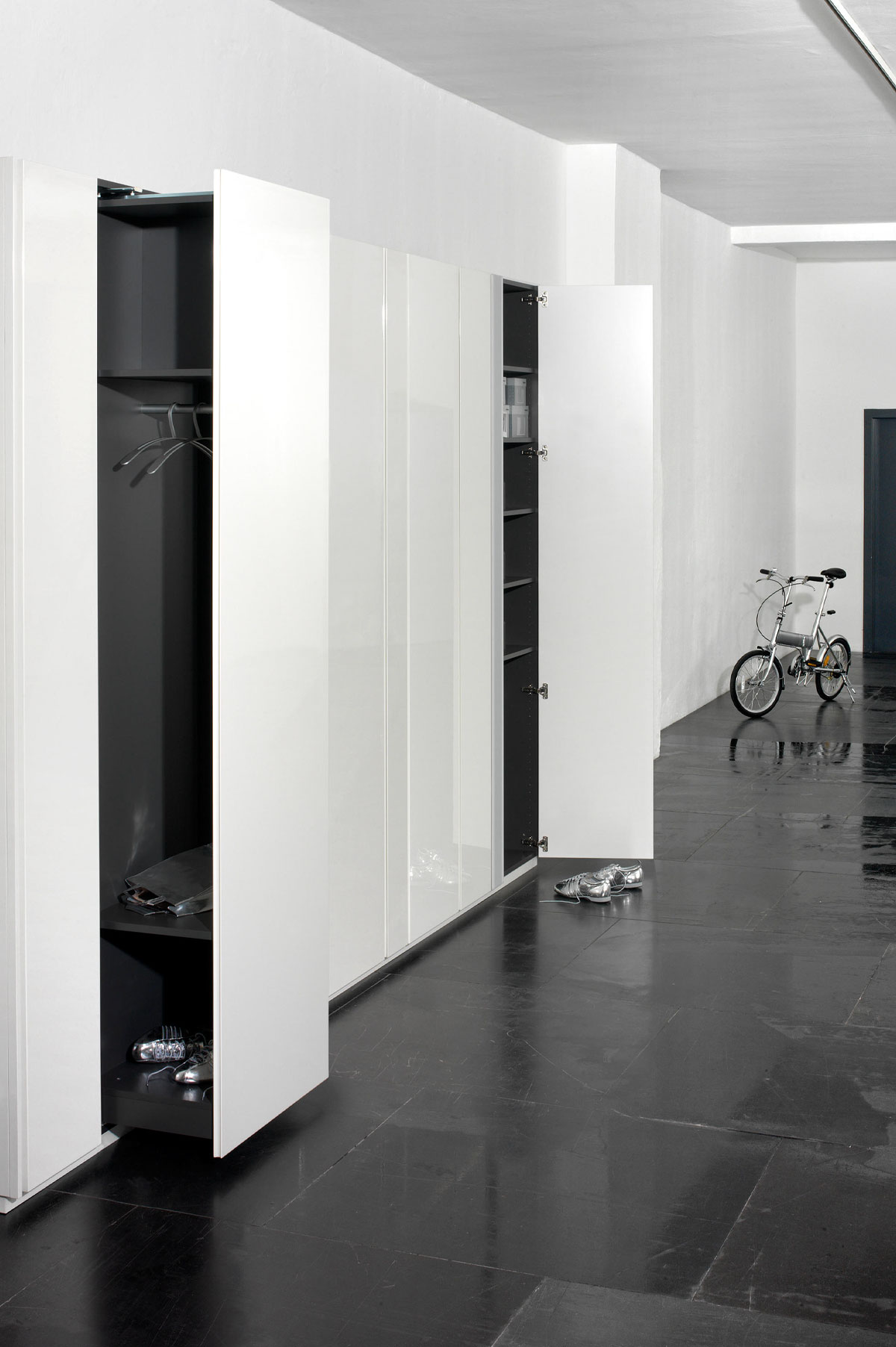 Schönbuch Stauraumsystem STRIPES Schönbuch Stauraumsystem STRIPES