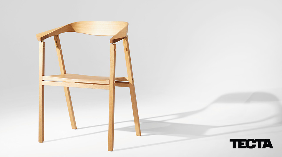Der Tecta D7K und D7 ist ein Stuhl, der in das Denken und die Konstruktionsweise von Tecta passt. Er ist kinetisch klappbar und veränderbar. Tecta D7K und D7 Klappstuhl und Stuhl
