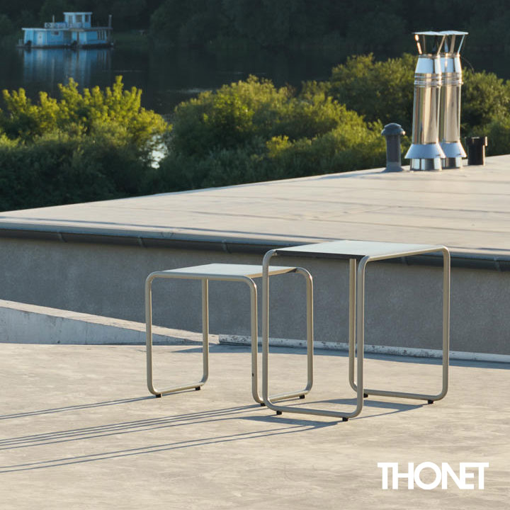 Thonet B 9 All Seasons Satztisch Set Thonet B 9 All Seasons Satztisch Set