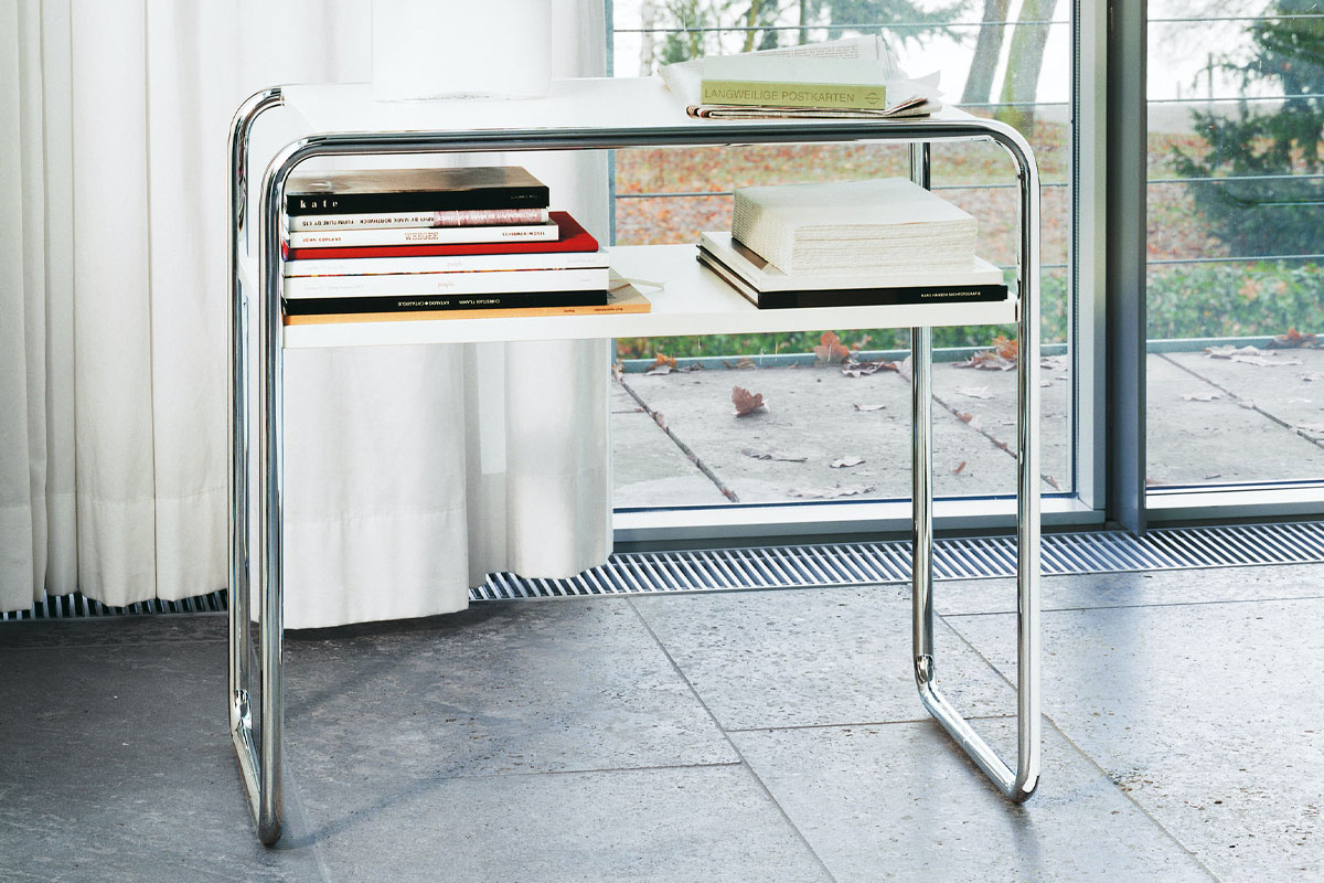 Thonet B 9 Beistell- und Satztisch