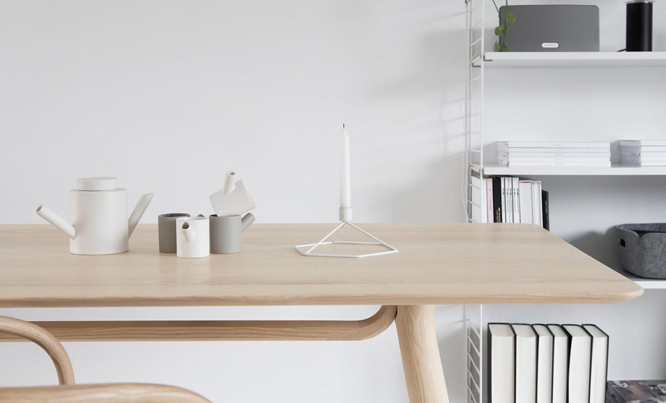 Thonet Bugholztisch 1060