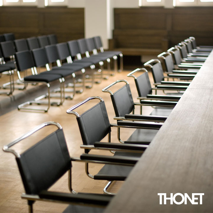 Thonet S 33 Freischwinger