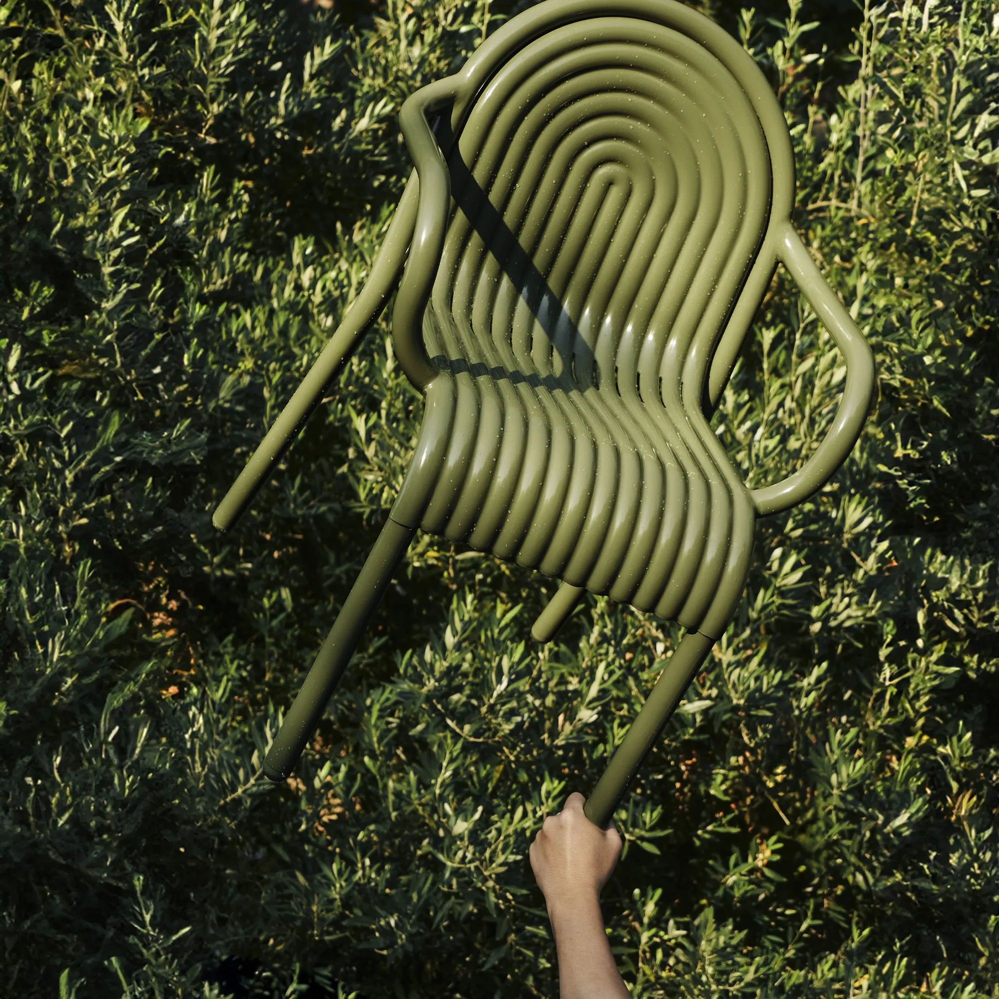 Tom Dixon – GROOVE Outdoor Möbel 