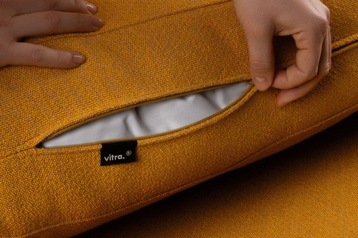 NEU: Vitra Anagram Sofa