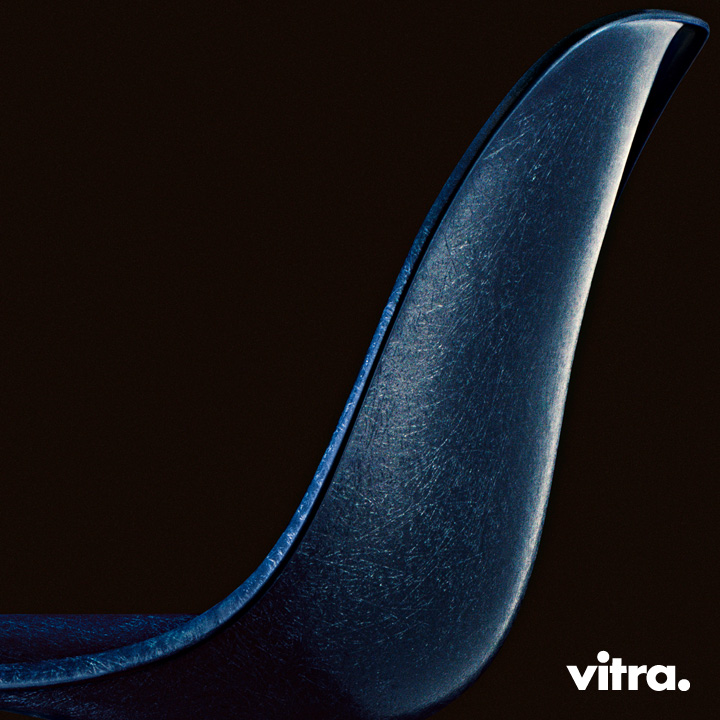 Vitra Eames Fiberglass Chair