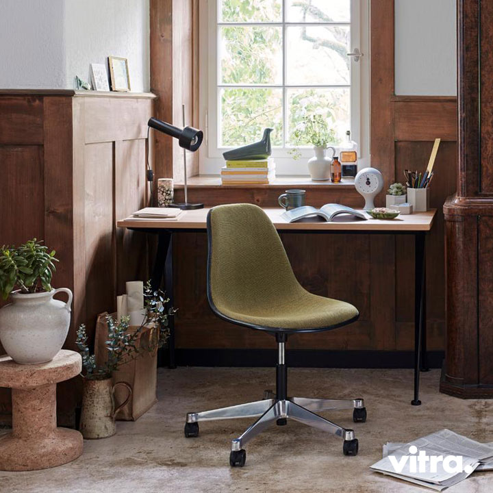 Vitra Eames Plastic Side Chair PSCC