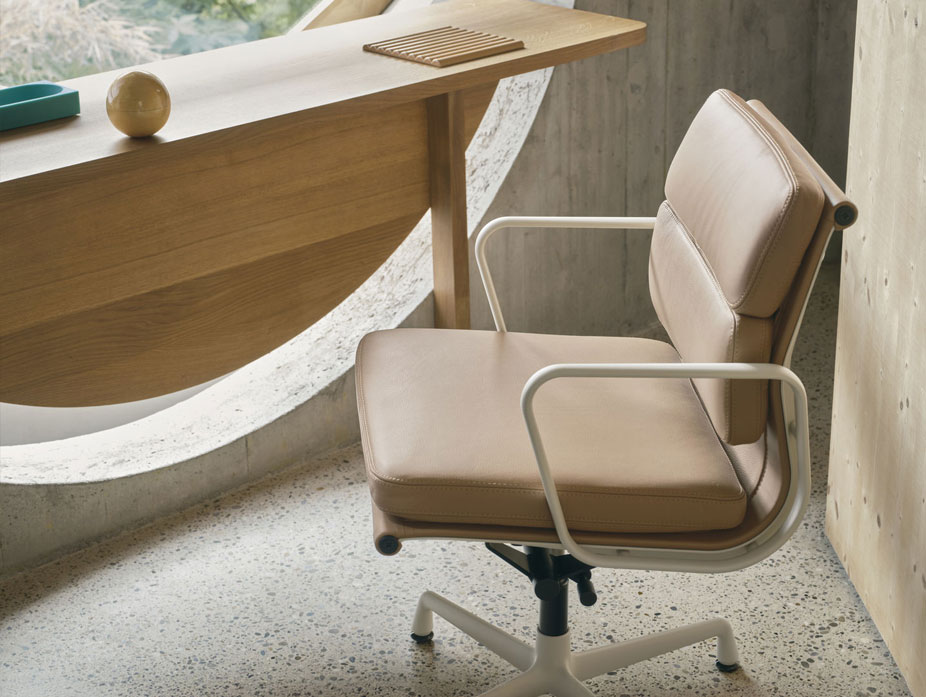 Vitra Soft Pad Chair EA