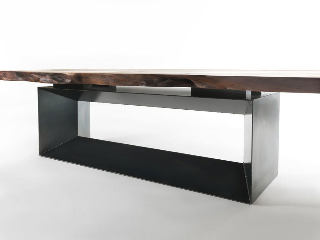 Riva 1920 Tisch Kauri Cube Riva 1920 Tisch Kauri Cube
